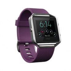 Fitbit Blaze Review - To buy or not in 2024 - StripeFit
