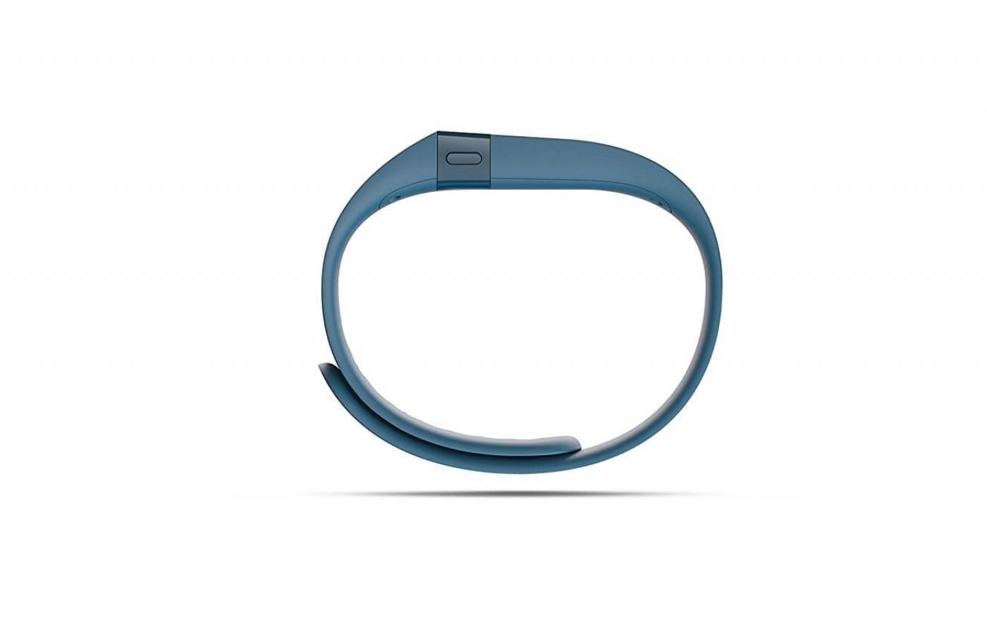 Fitbit Charge Review - To buy or not in 2024 - StripeFit