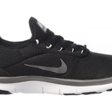 Nike Free Trainer V7 Review - To buy or not in 2024 - StripeFit